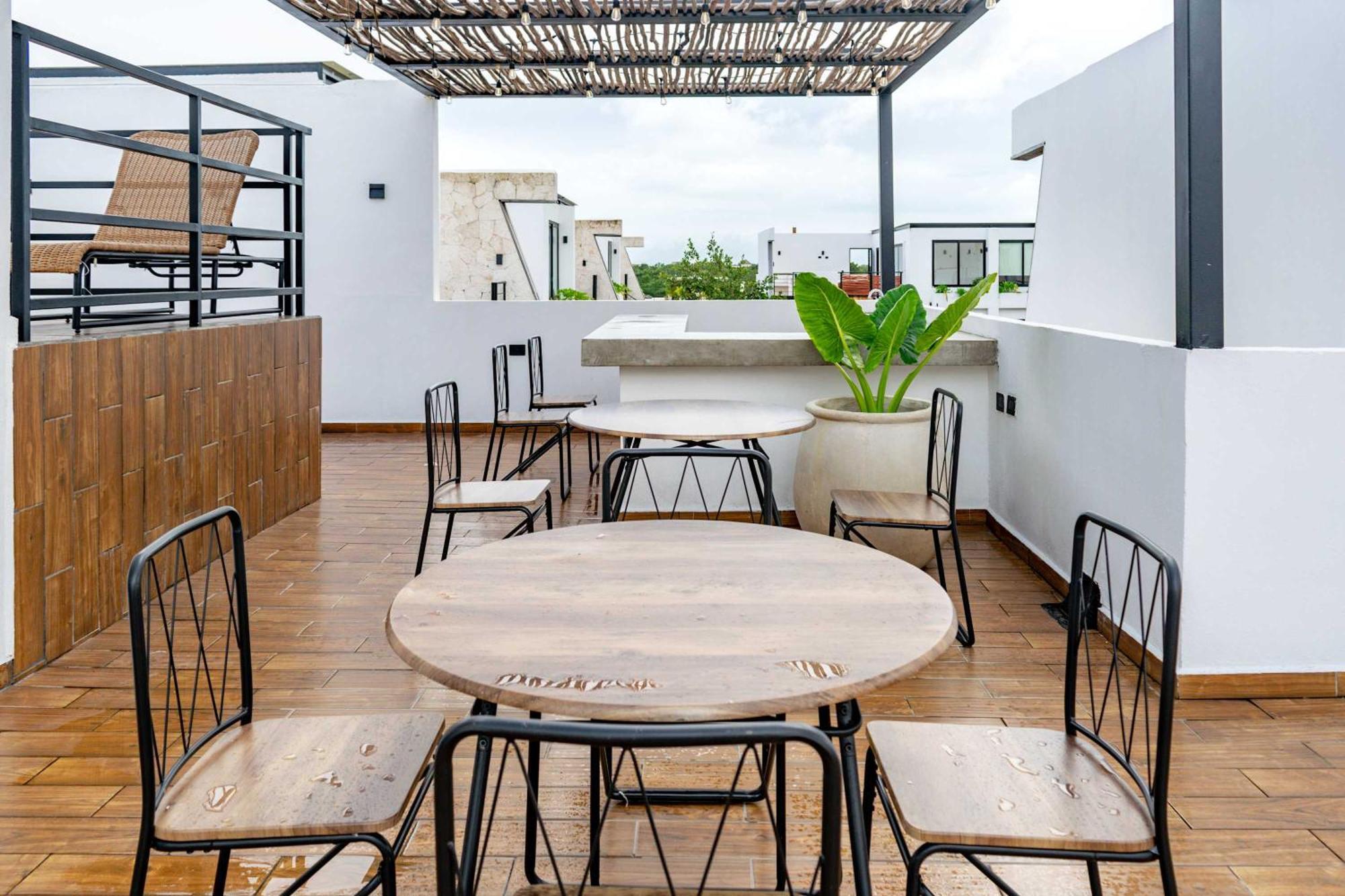 Pool & Rooftop In Tulum 2 Bedrooms Apartment Exterior photo