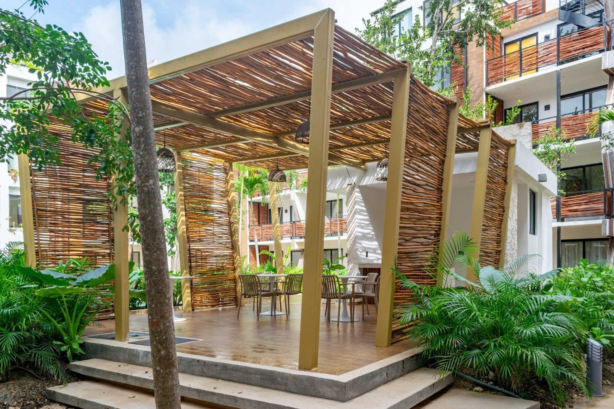 Pool & Rooftop In Tulum 2 Bedrooms Apartment Exterior photo